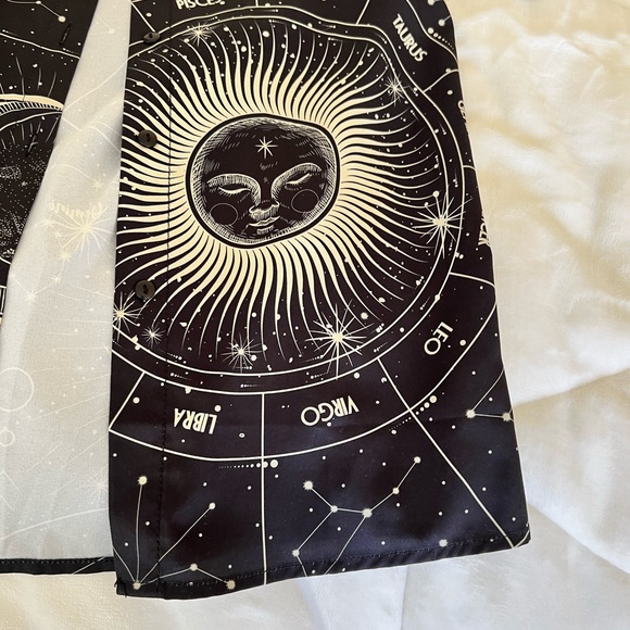 Astrological button down - Picture 7 of 7